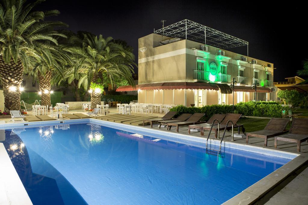R+ Hotel By Rooms Чешме Екстер'єр фото